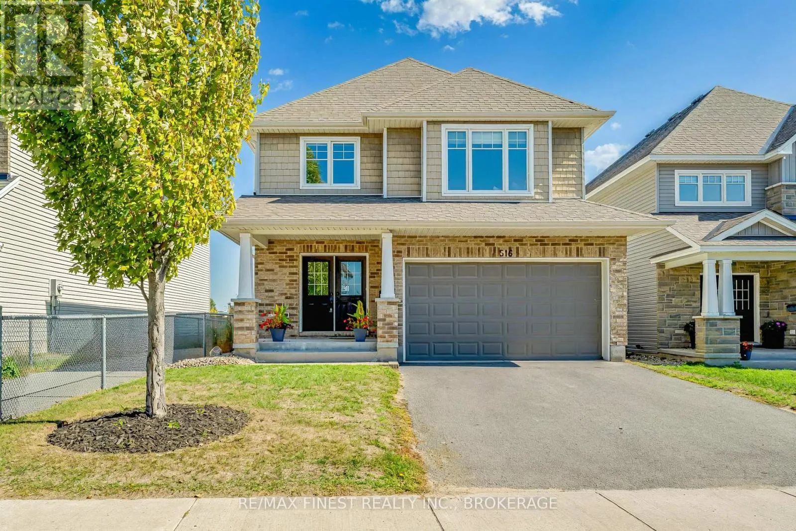 516 SAVANNAH COURT