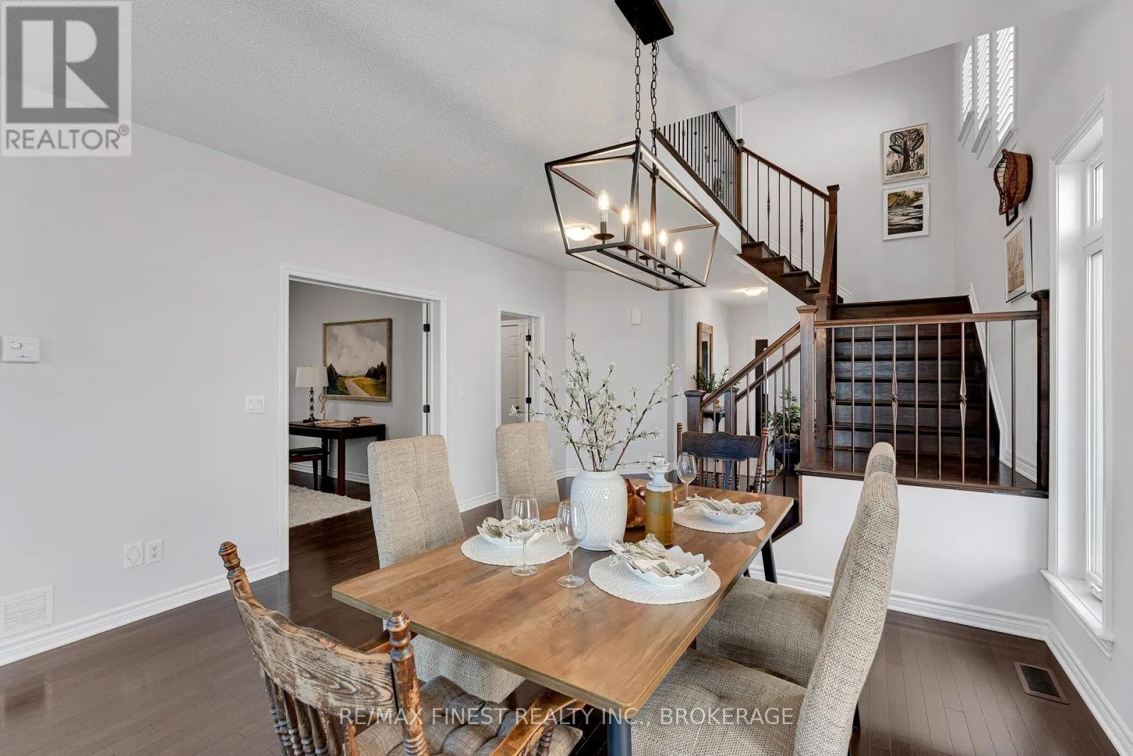 516 SAVANNAH COURT