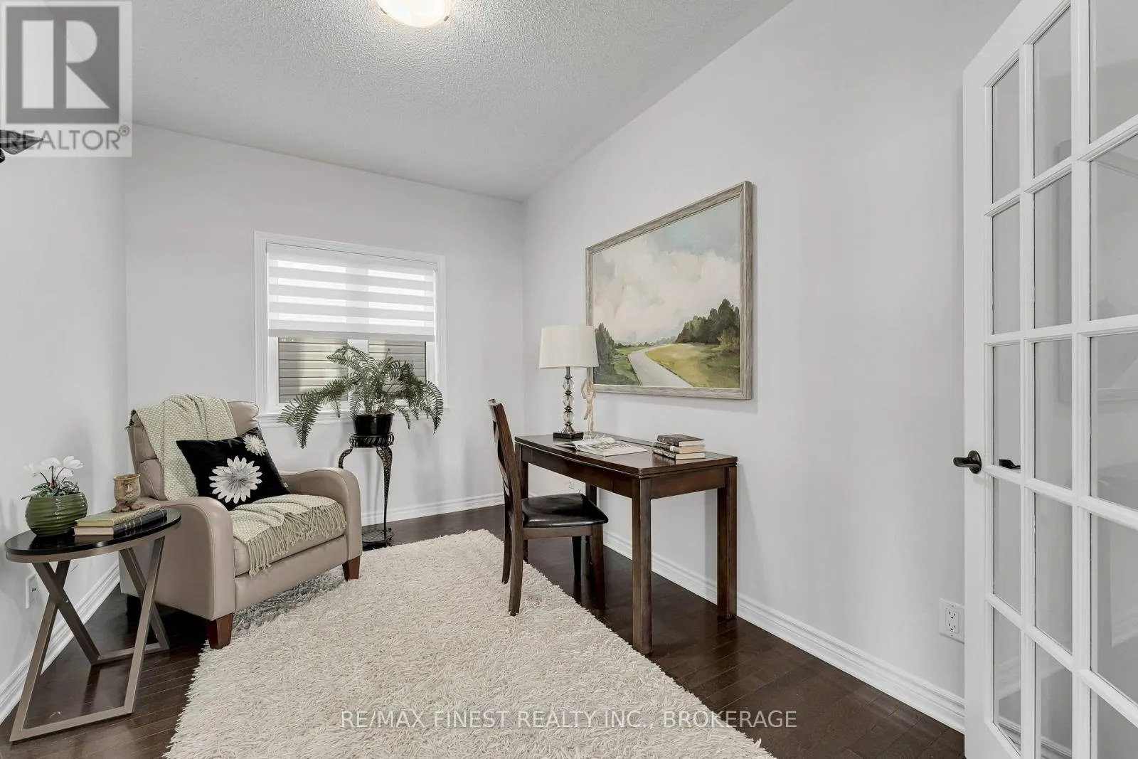 516 SAVANNAH COURT