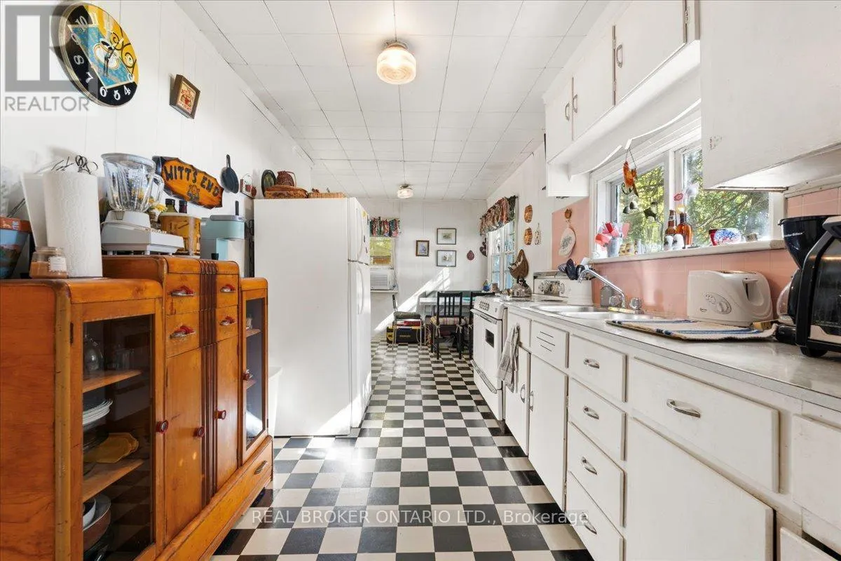 430 LAKE ROAD