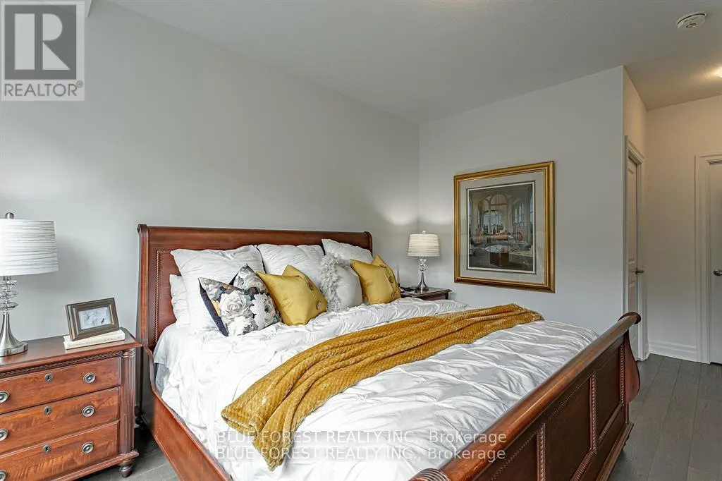 406 - 1200 COMMISSIONERS ROAD W, #406