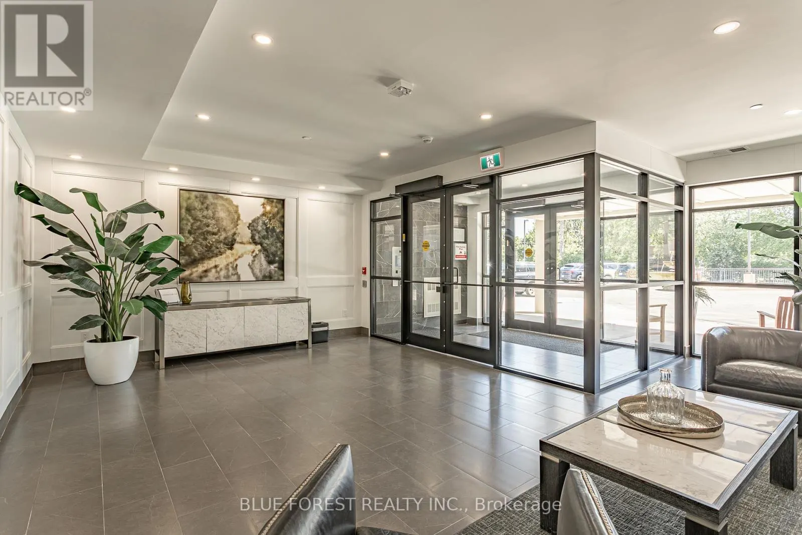 406 - 1200 COMMISSIONERS ROAD W, #406