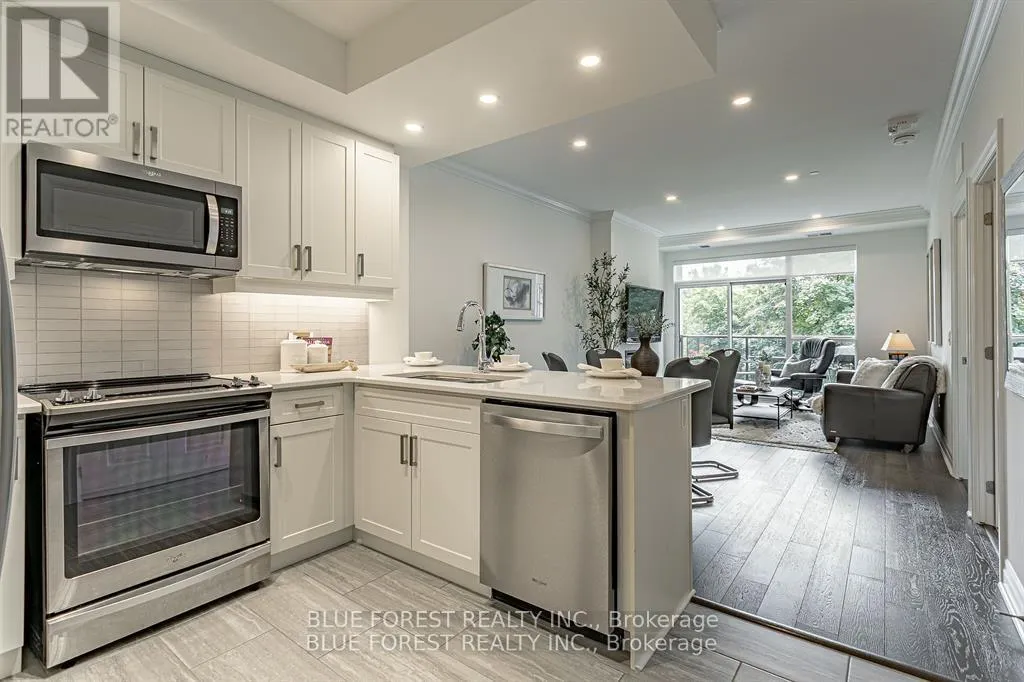 406 - 1200 COMMISSIONERS ROAD W, #406