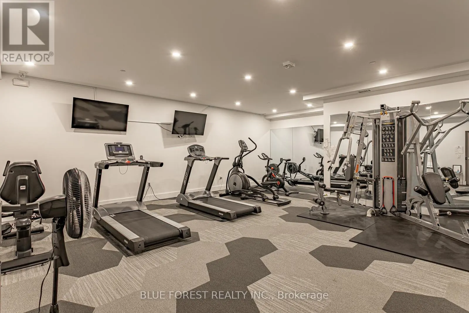 406 - 1200 COMMISSIONERS ROAD W, #406