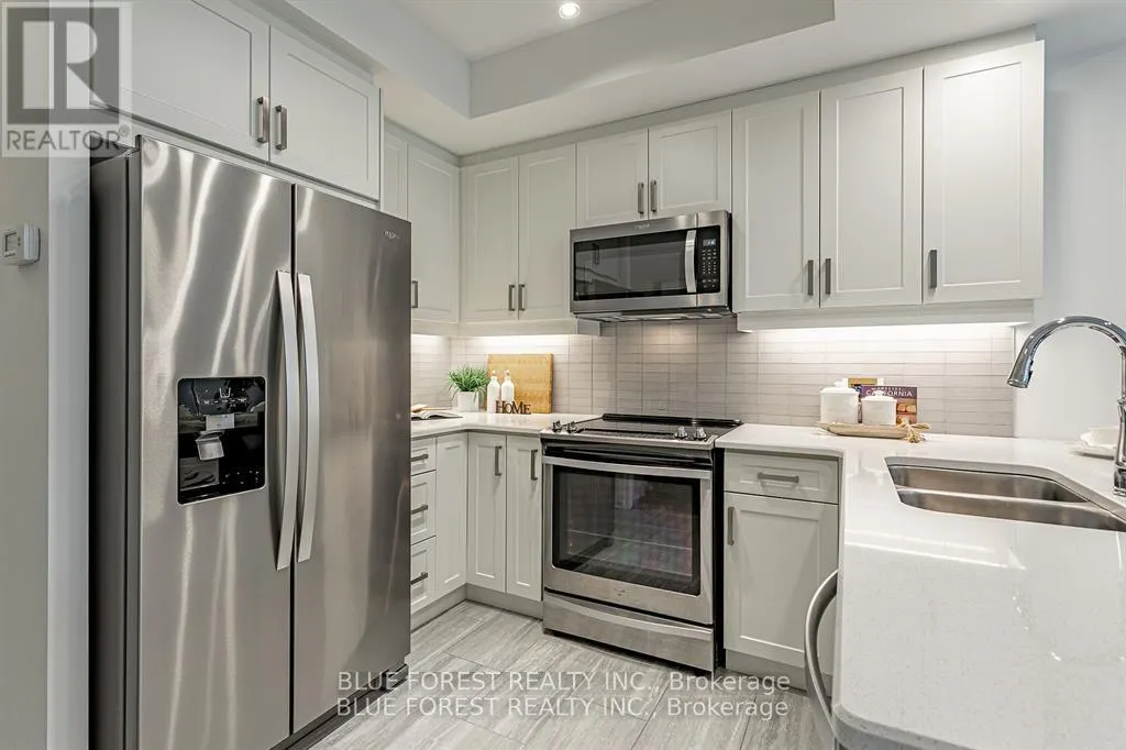 406 - 1200 COMMISSIONERS ROAD W, #406