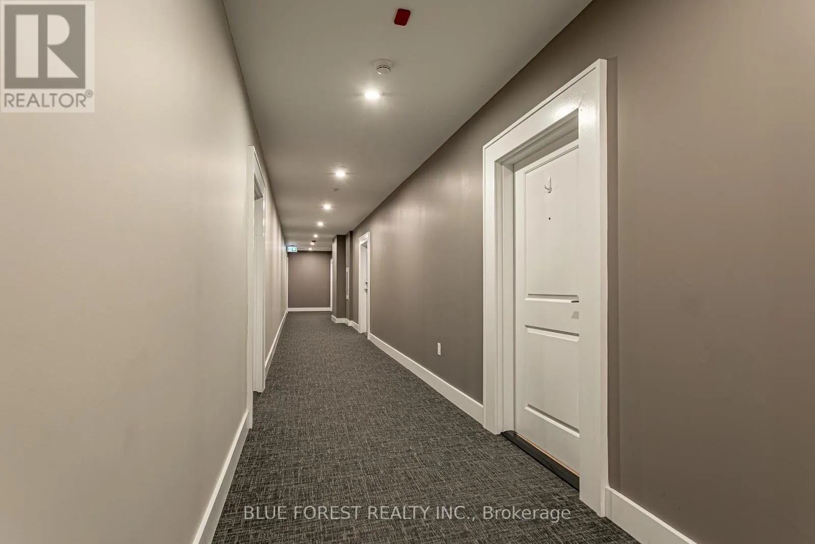 406 - 1200 COMMISSIONERS ROAD W, #406