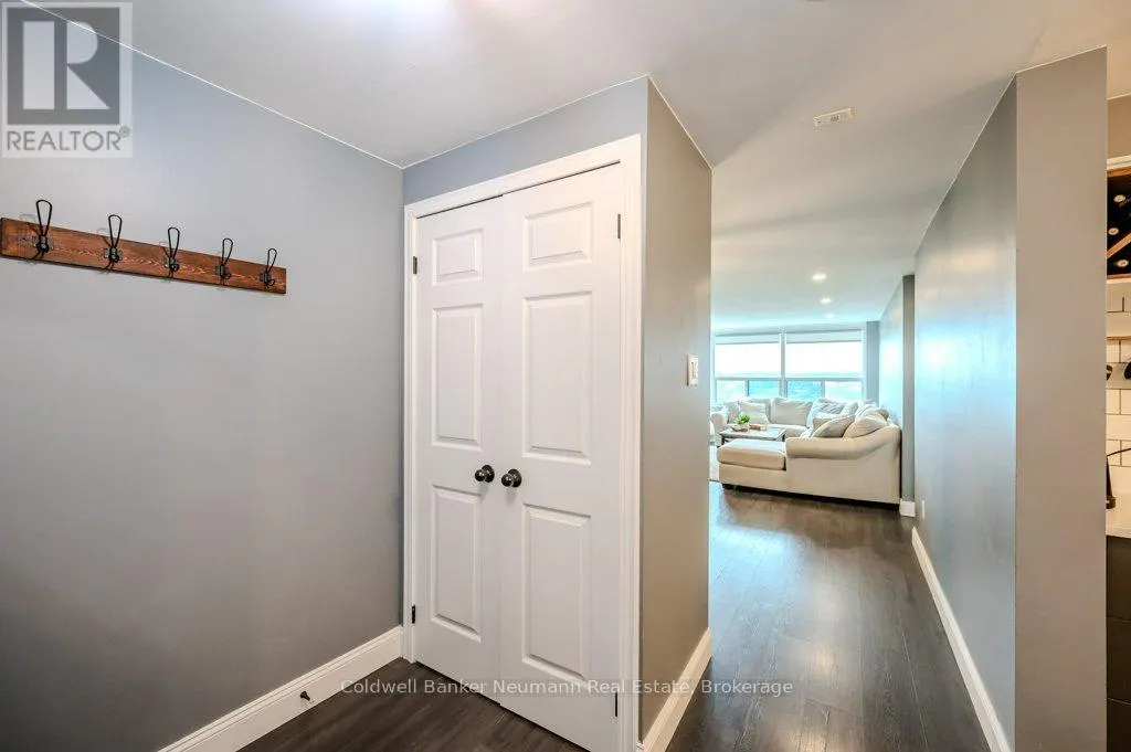 1206 - 55 GREEN VALLEY DRIVE, #1206
