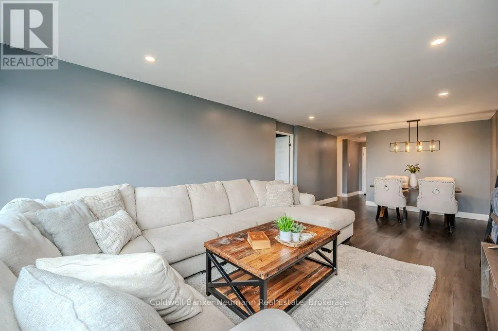 1206 - 55 GREEN VALLEY DRIVE, #1206