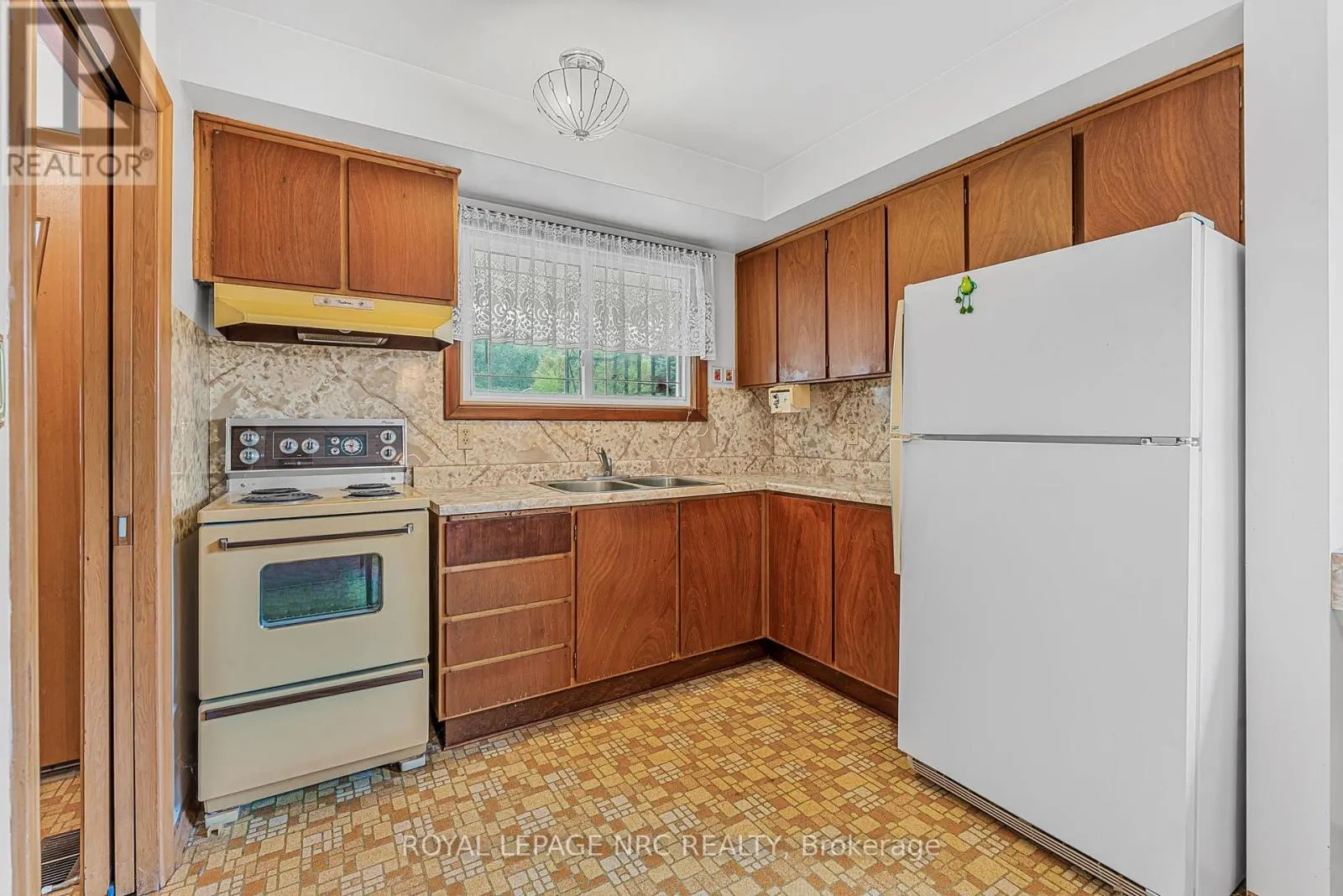269 RAINBOW DRIVE
