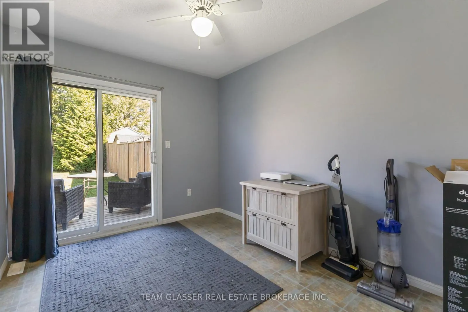 17 CARRIE CRESCENT