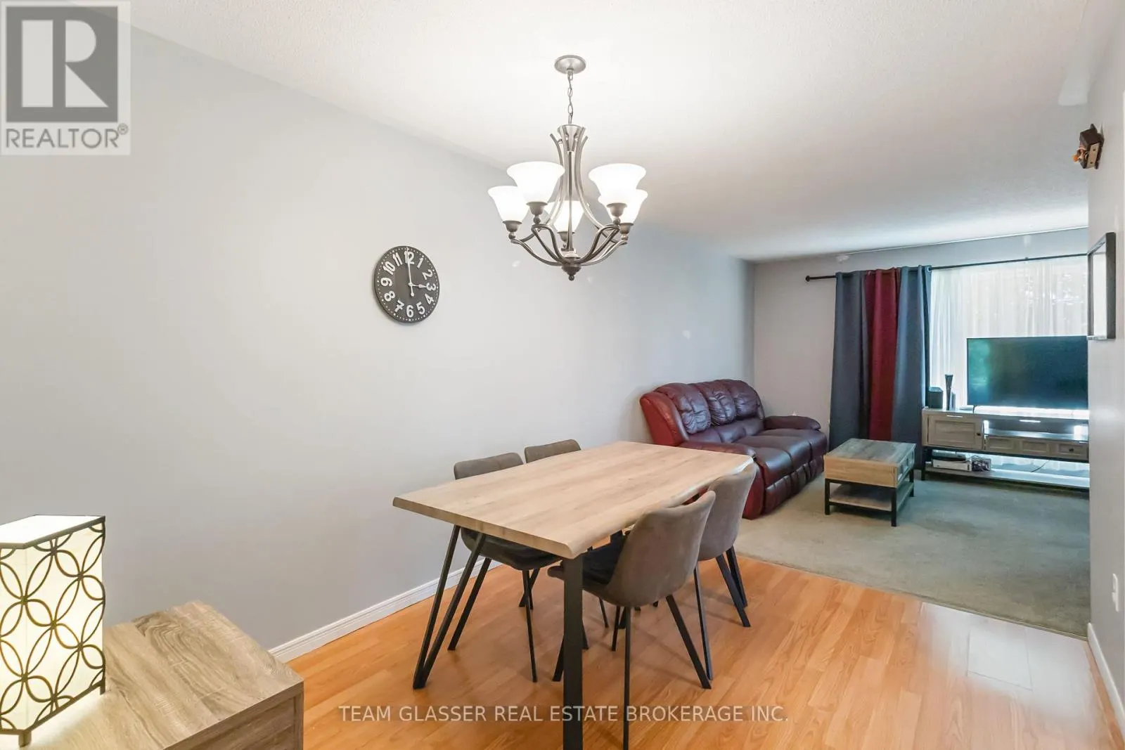 17 CARRIE CRESCENT
