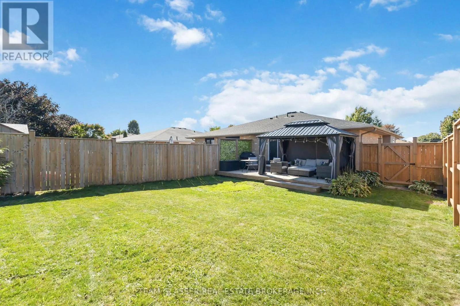 17 CARRIE CRESCENT