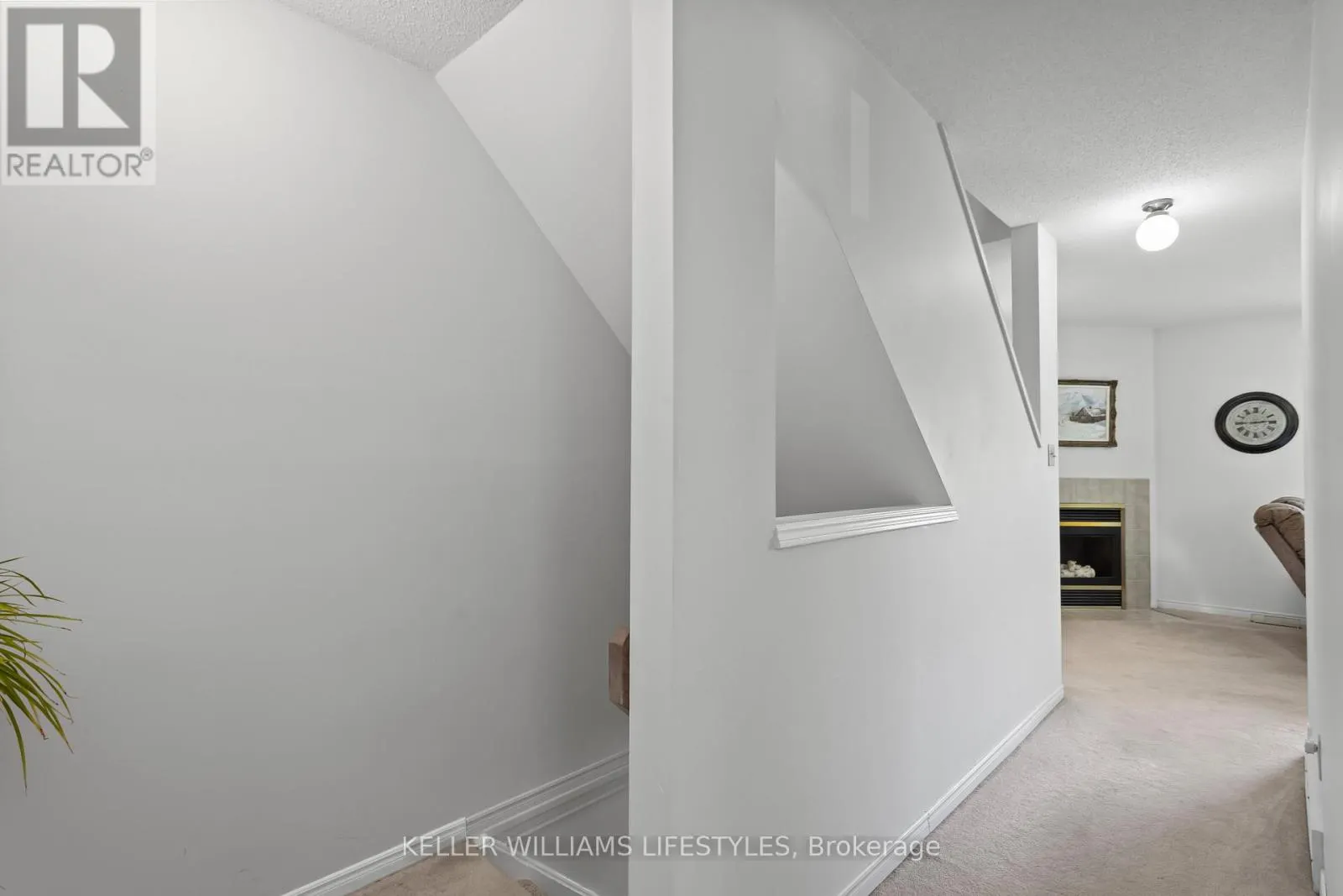 23 - 536 THIRD STREET, #23