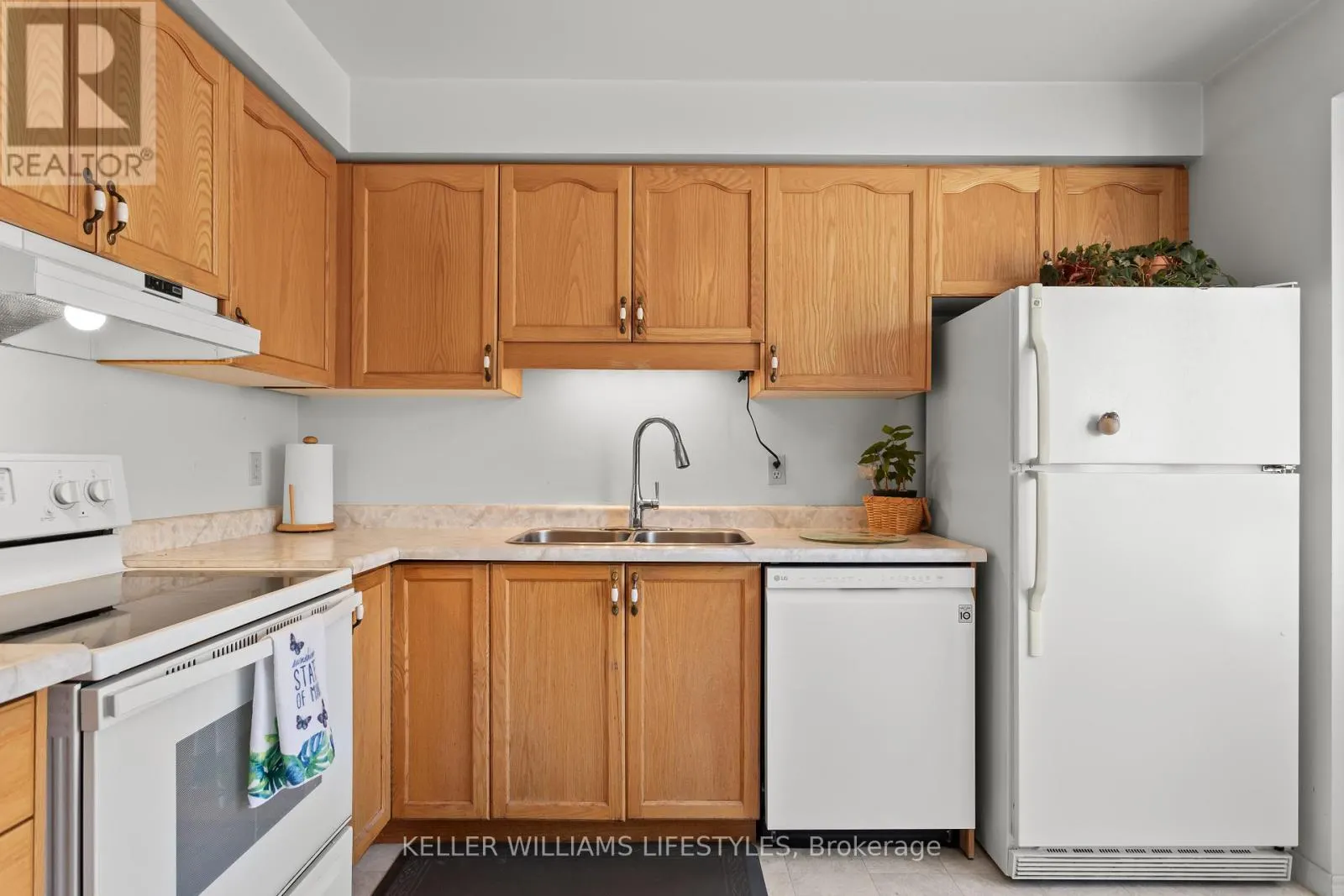 23 - 536 THIRD STREET, #23
