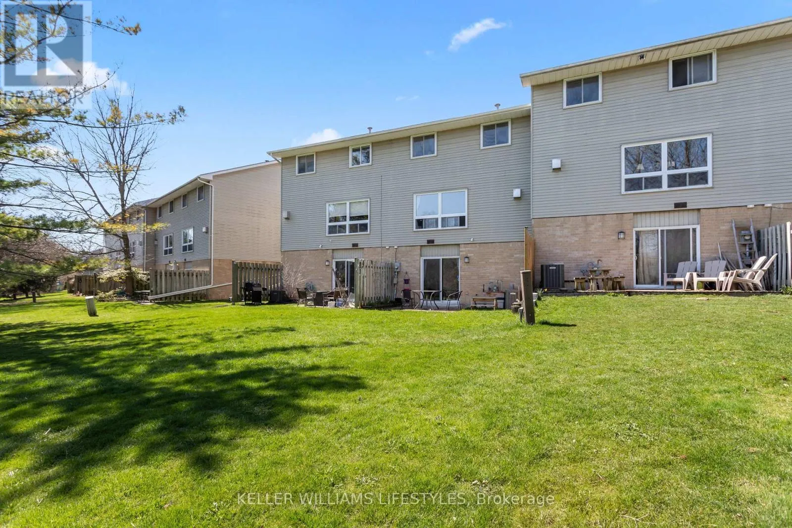 23 - 536 THIRD STREET, #23