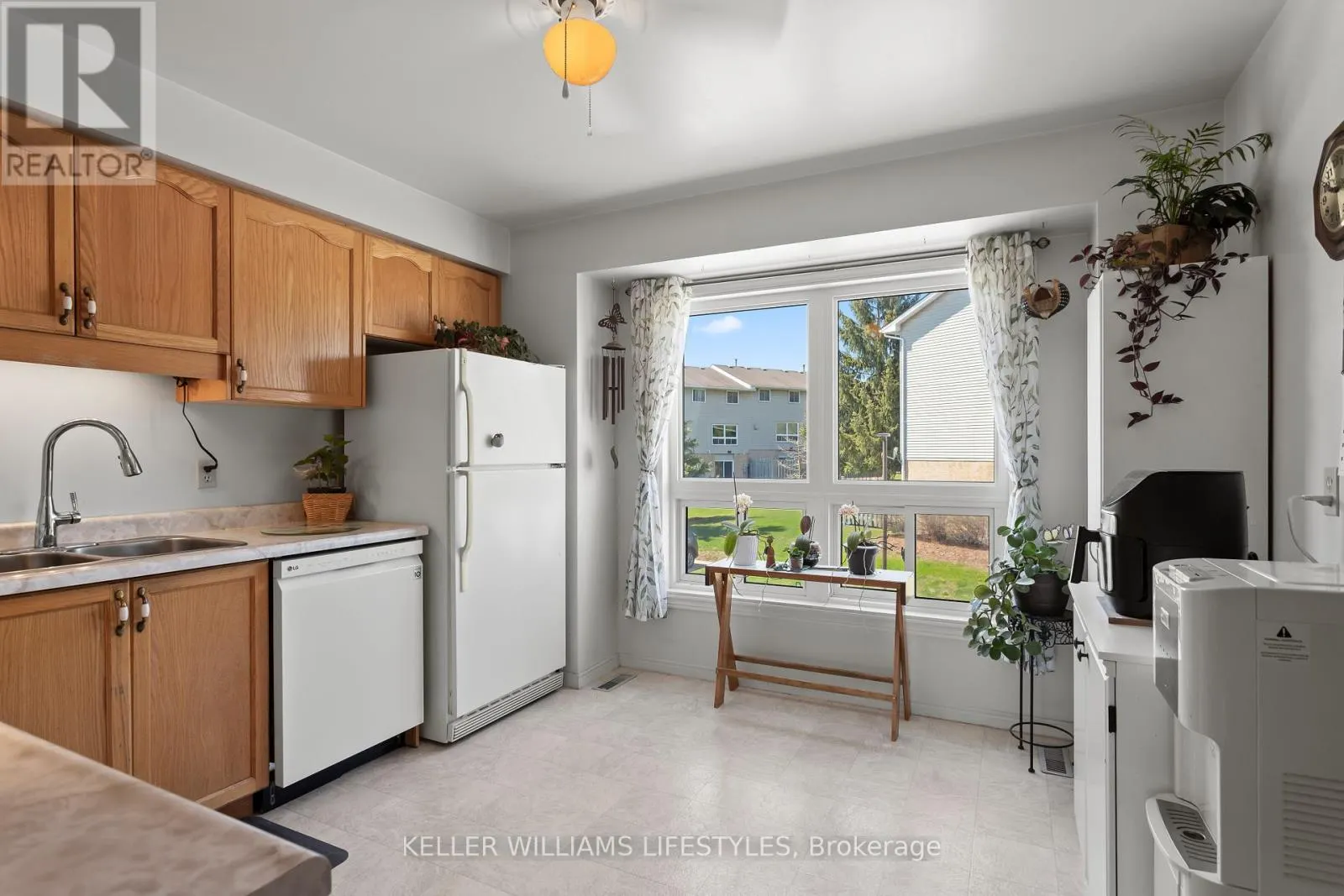 23 - 536 THIRD STREET, #23