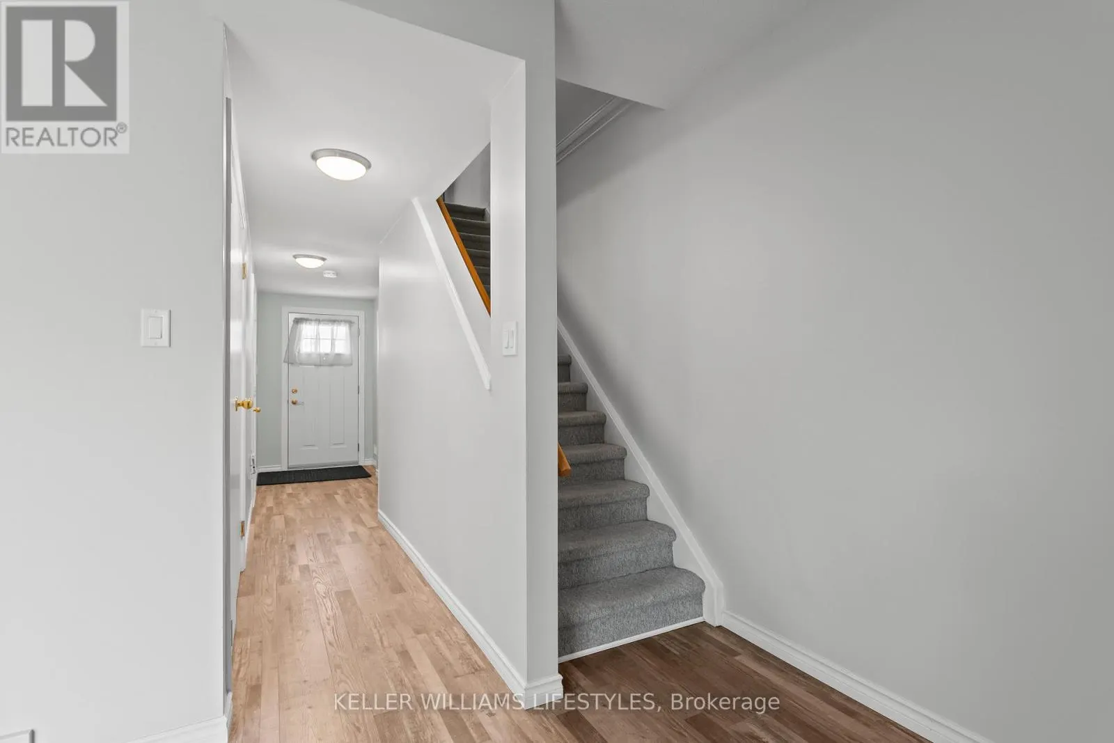 23 - 536 THIRD STREET, #23