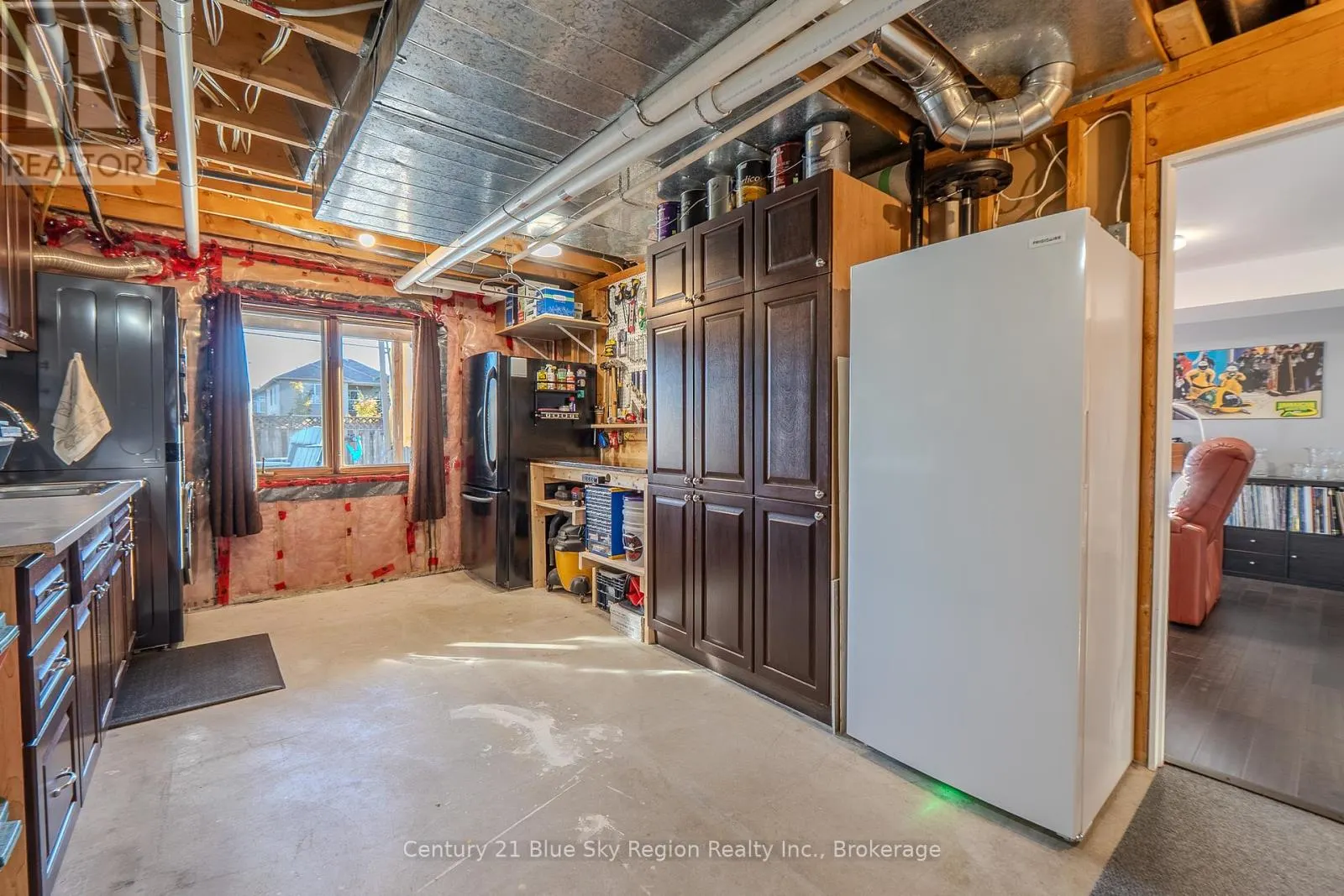 120 CLOVERBRAE CRESCENT