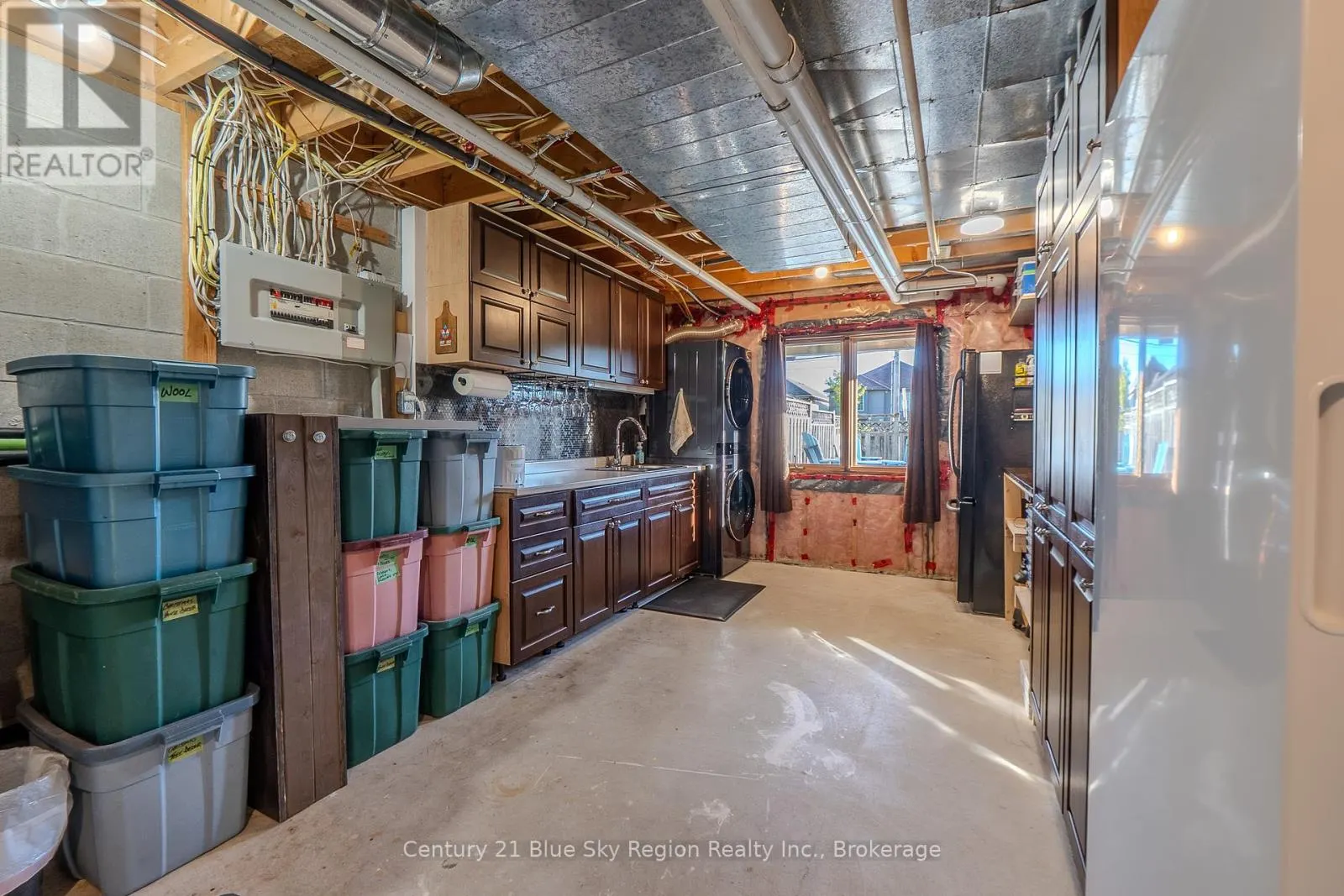 120 CLOVERBRAE CRESCENT