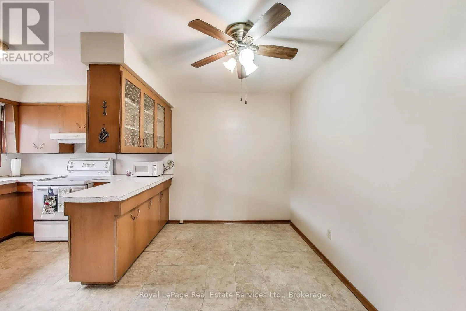 25 SANDRINGHAM AVENUE