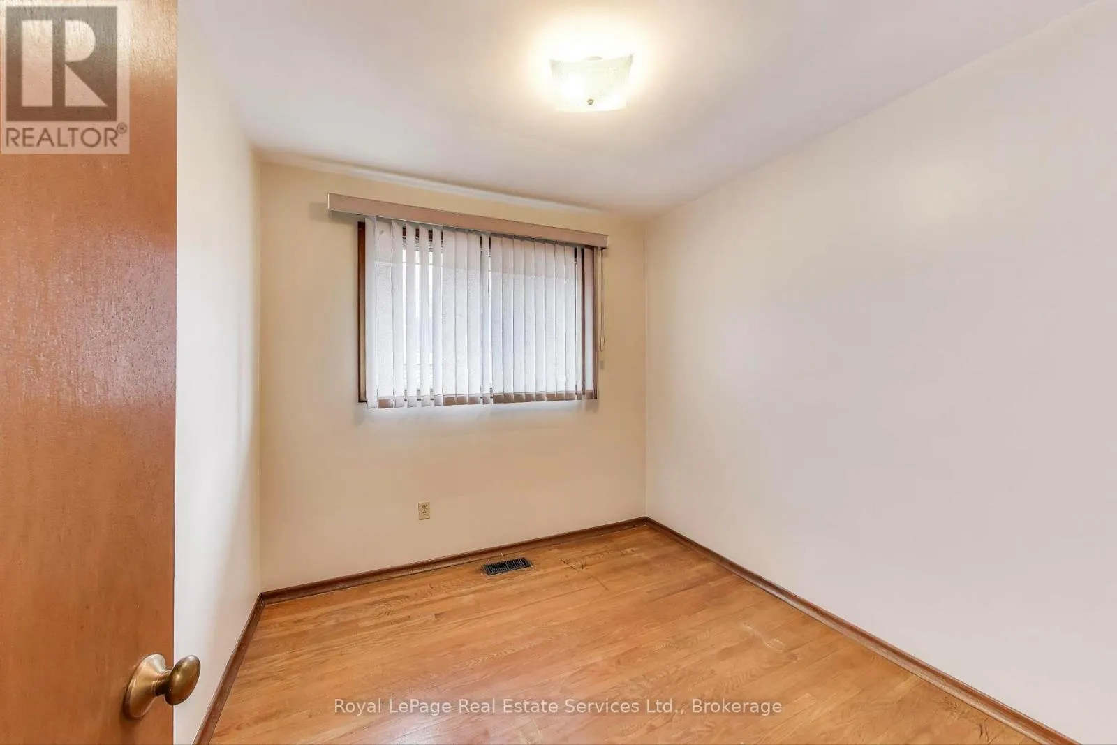25 SANDRINGHAM AVENUE