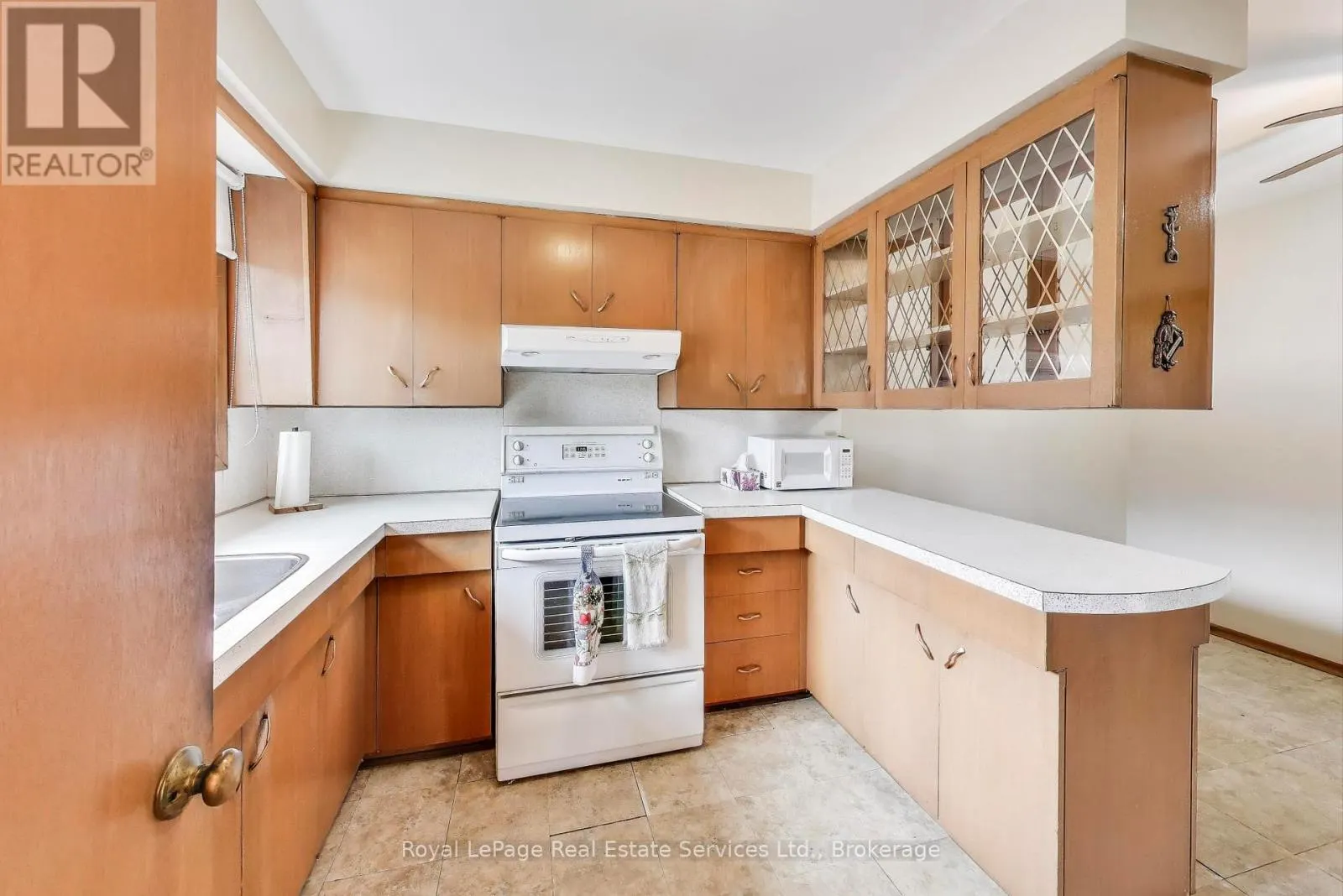 25 SANDRINGHAM AVENUE
