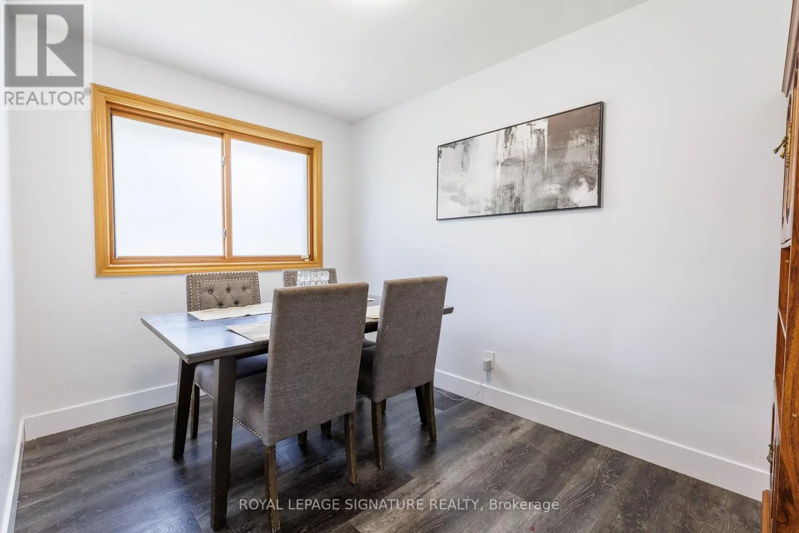 18 SILVERDALE CRESCENT
