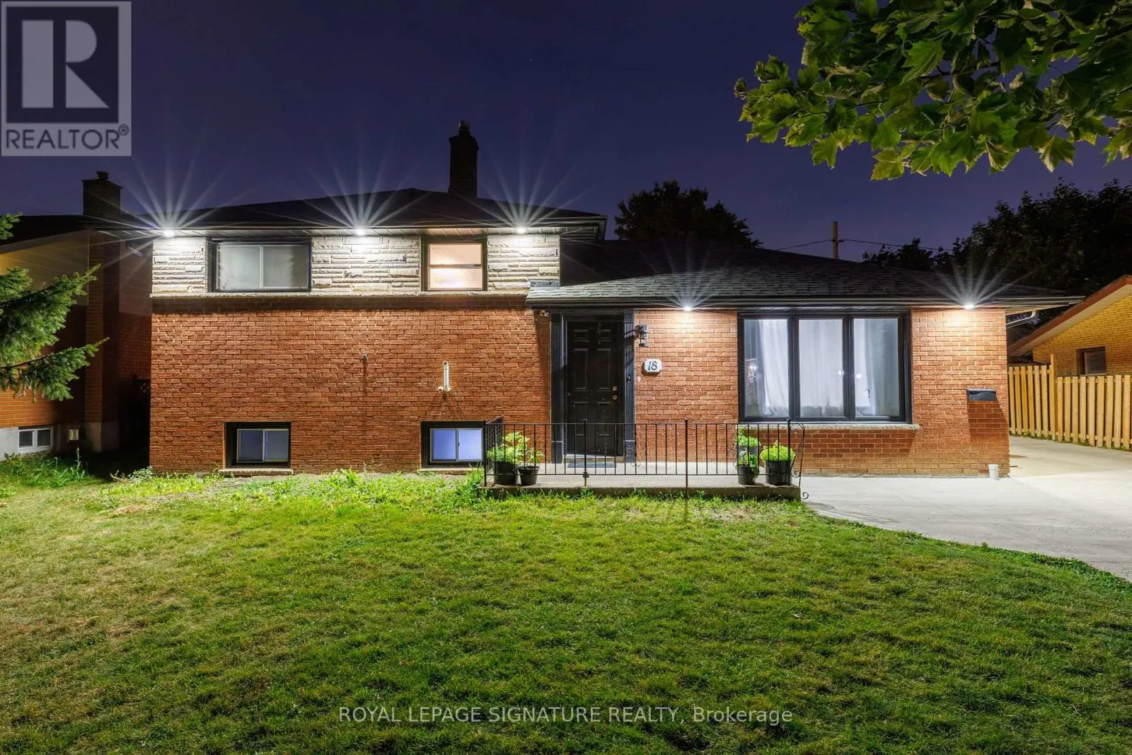 18 SILVERDALE CRESCENT