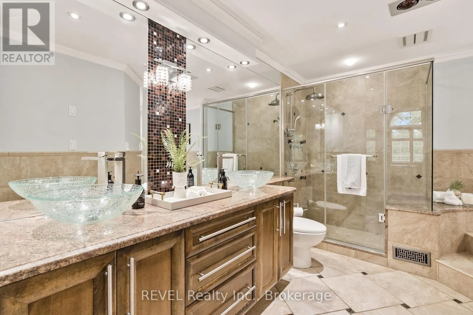 78 SOVEREIGN DRIVE