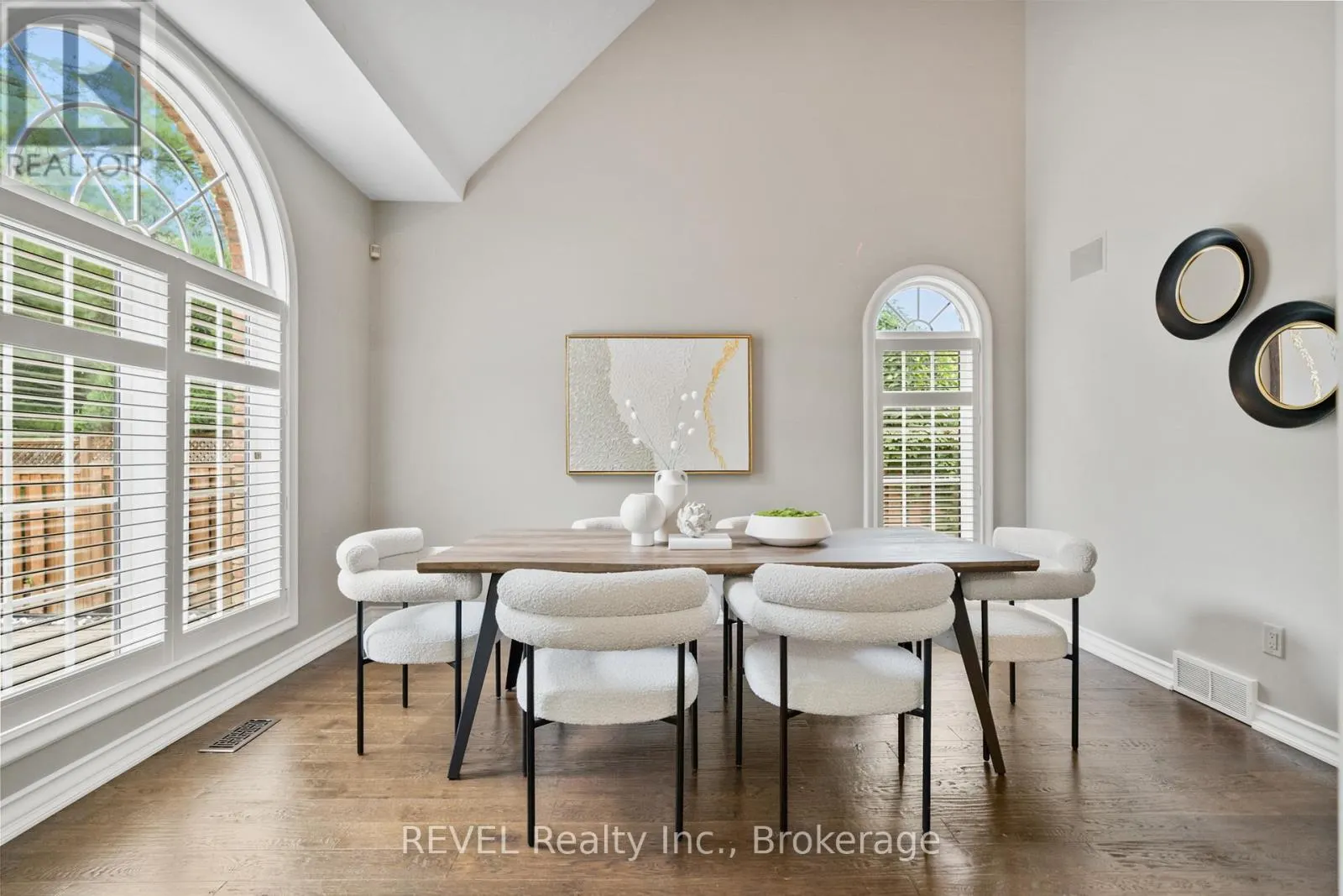78 SOVEREIGN DRIVE