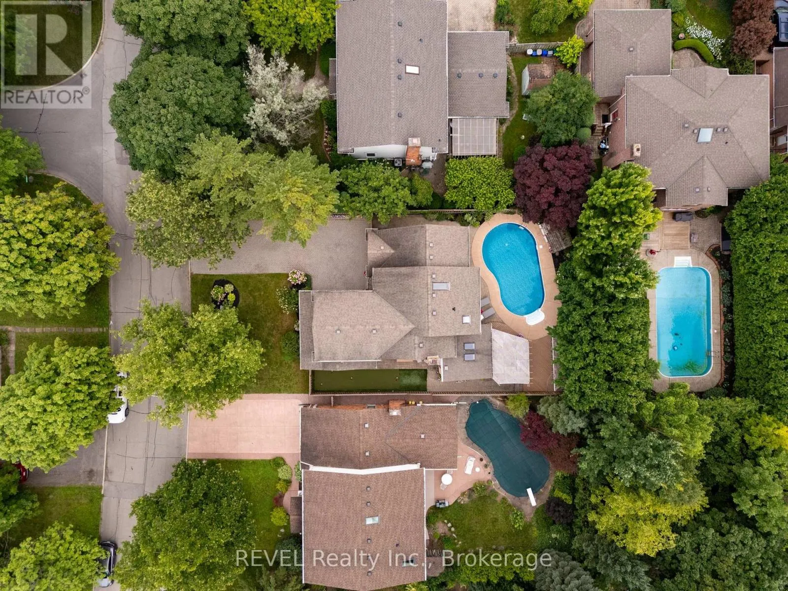 78 SOVEREIGN DRIVE