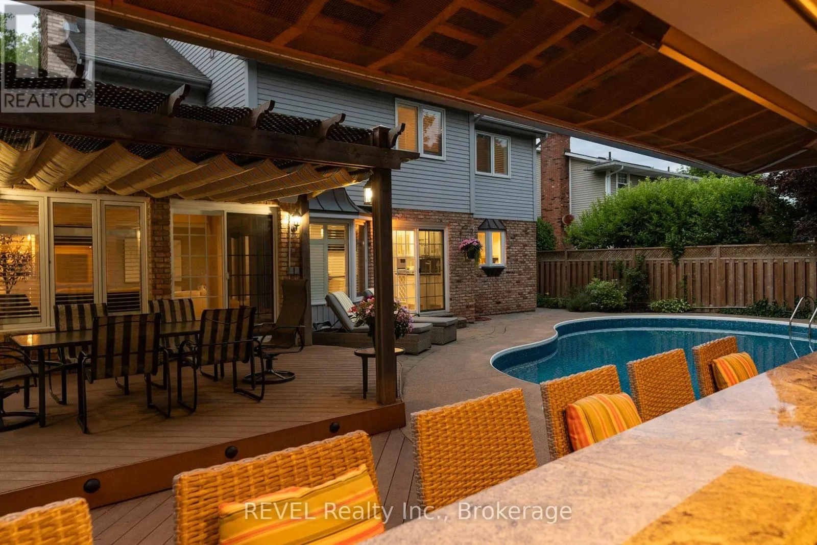 78 SOVEREIGN DRIVE