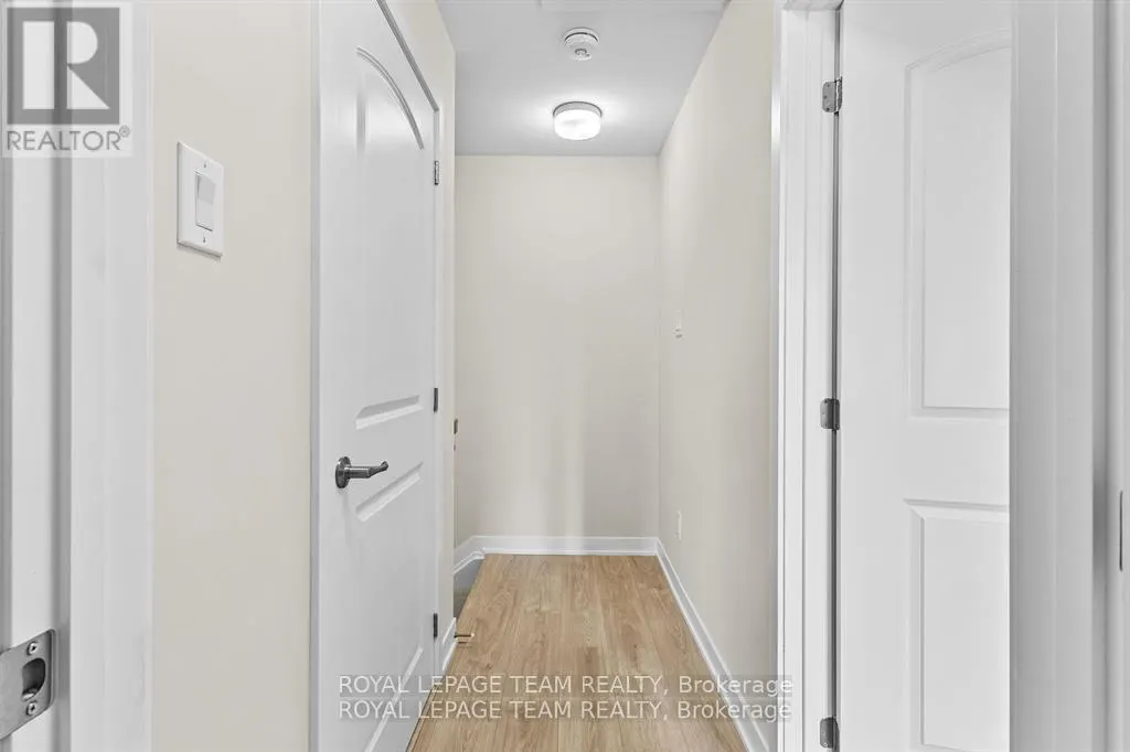 712 PARNIAN PRIVATE