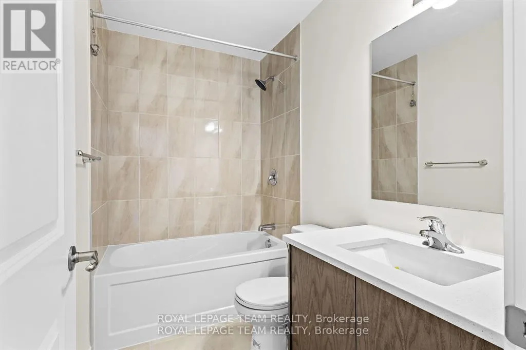 712 PARNIAN PRIVATE