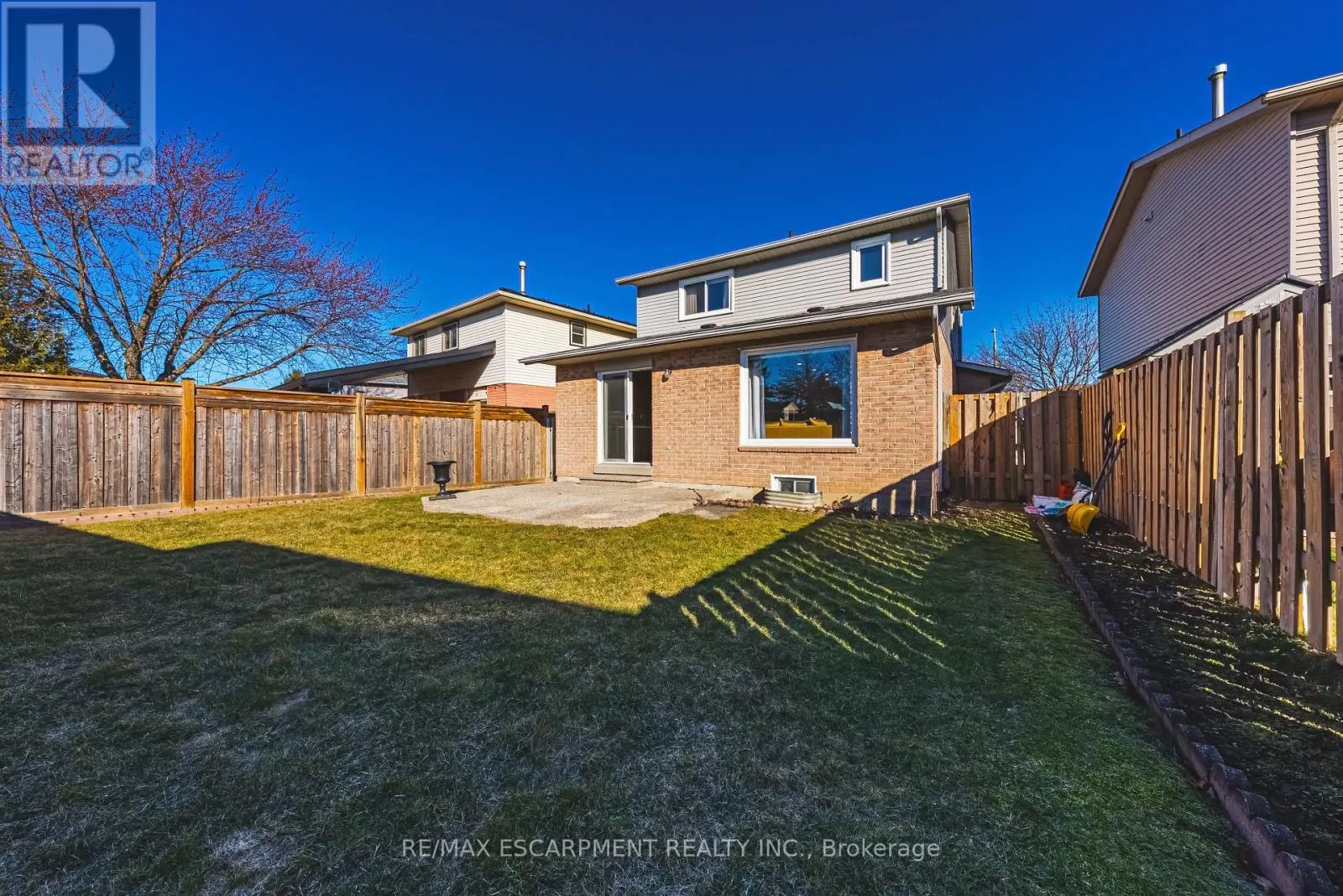 103 BROUGHTON AVENUE