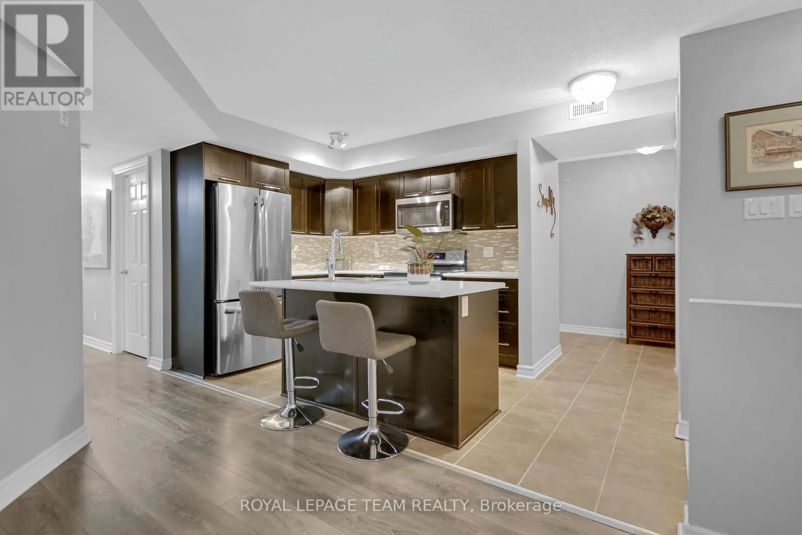 2 - 565 STONEFIELD PRIVATE
