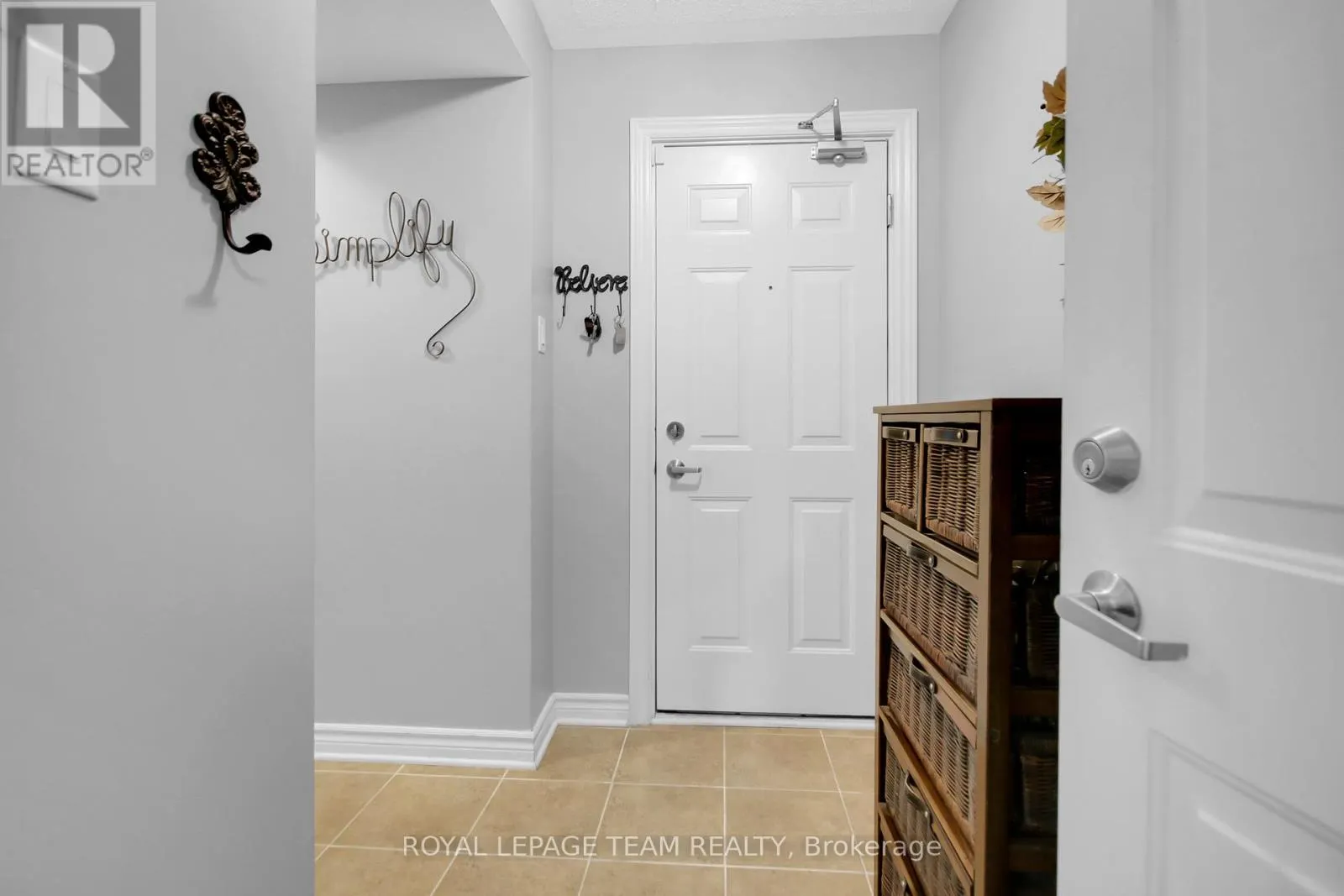 2 - 565 STONEFIELD PRIVATE