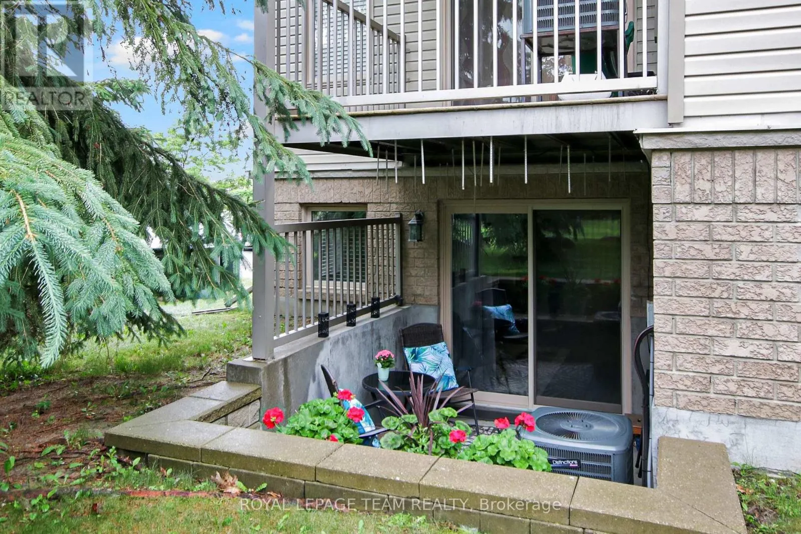 2 - 565 STONEFIELD PRIVATE
