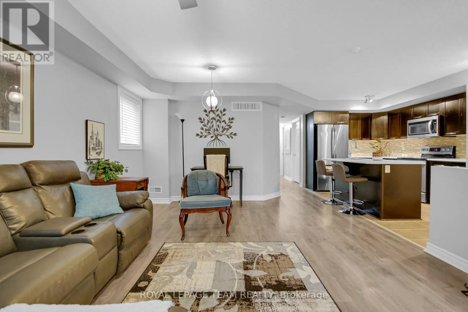 2 - 565 STONEFIELD PRIVATE