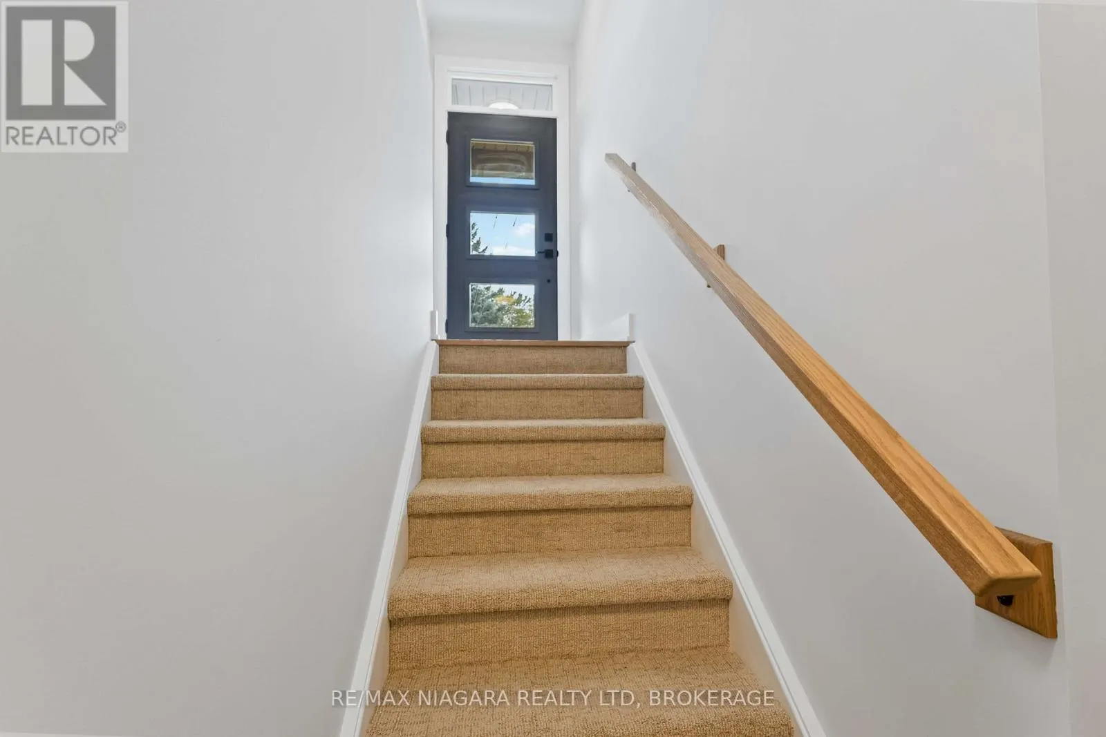 B - 35 BUCHANAN ROAD, #B