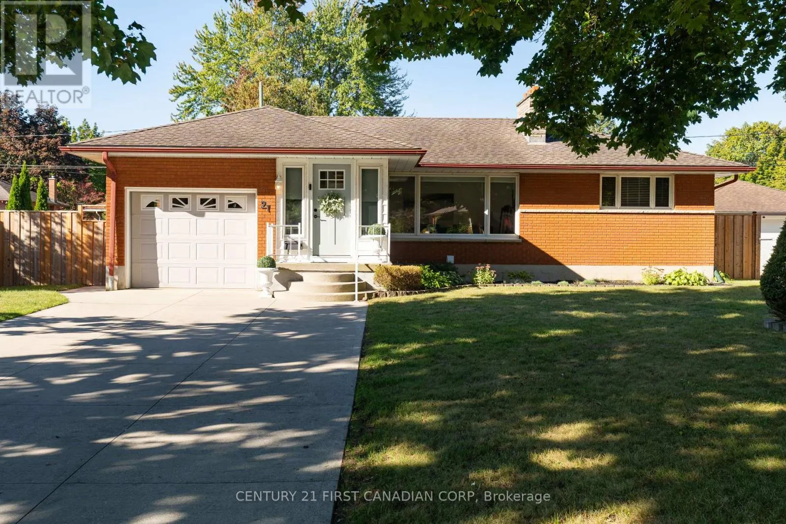 21 MARBENOR CRESCENT