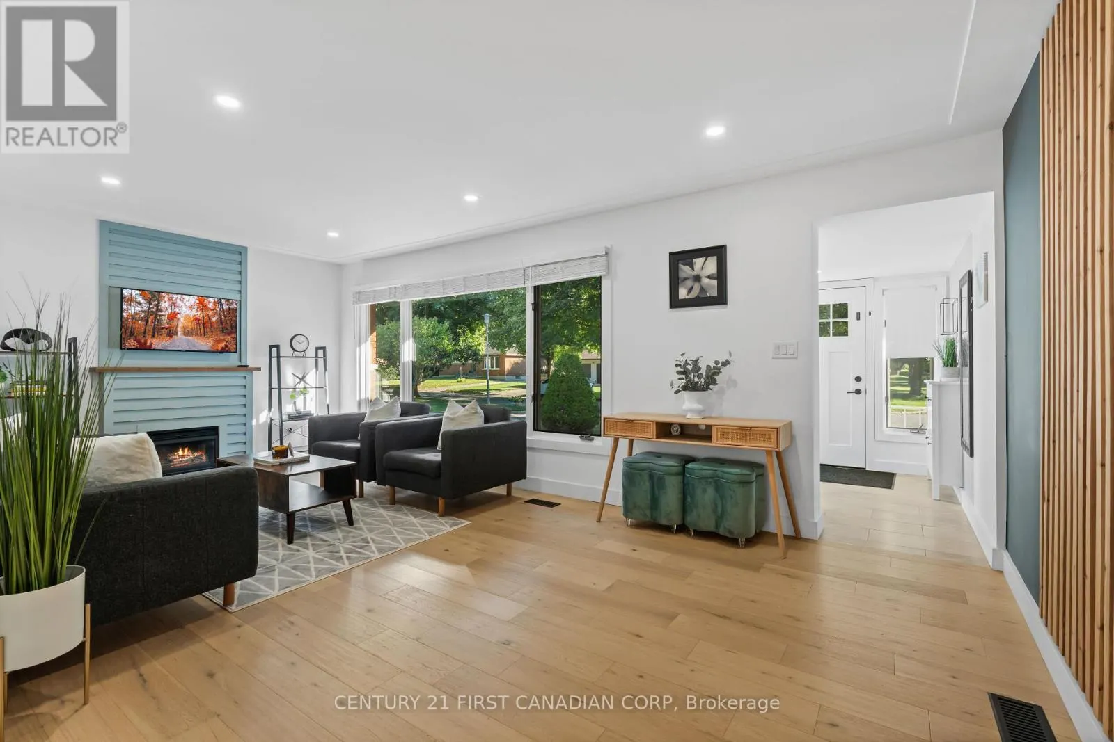 21 MARBENOR CRESCENT