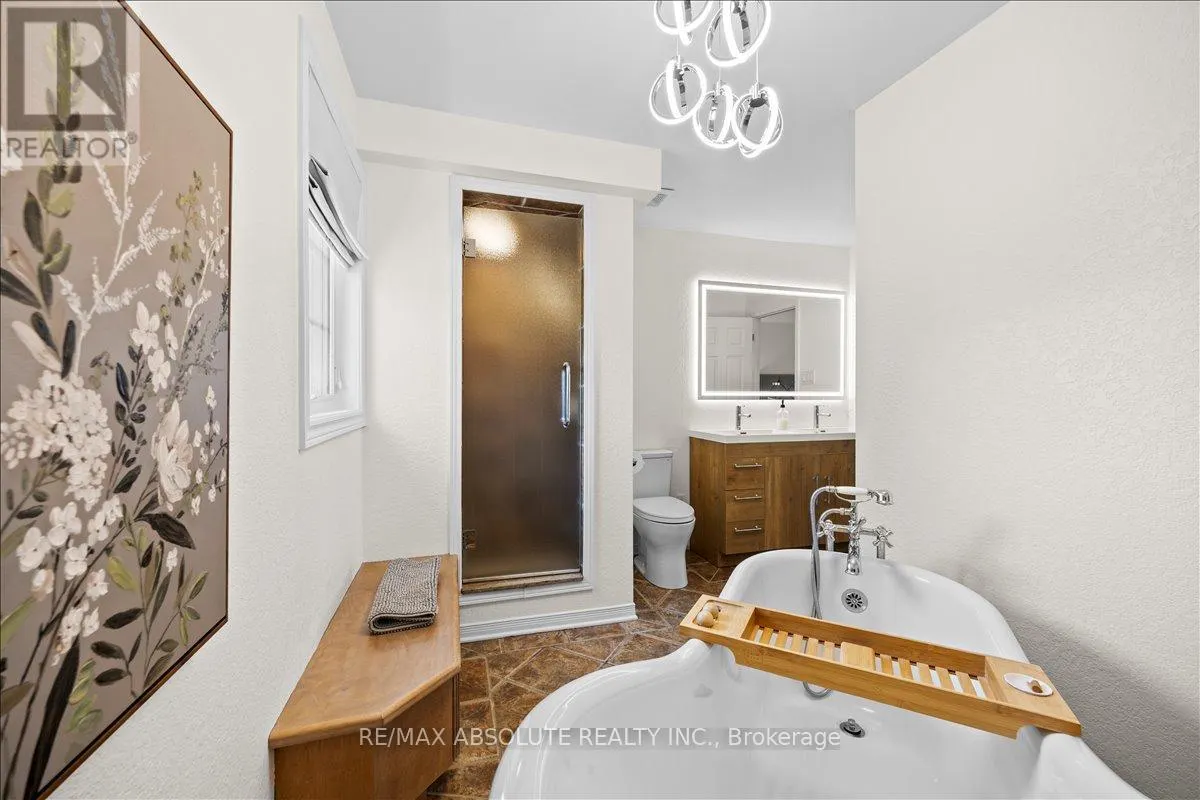 3 BUTTONWOOD TRAIL