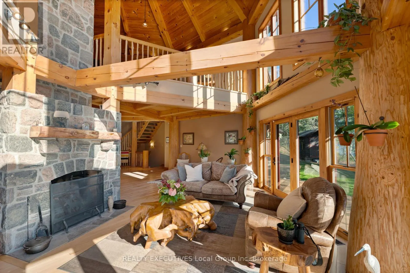 103 HUNTERS BAY ROAD