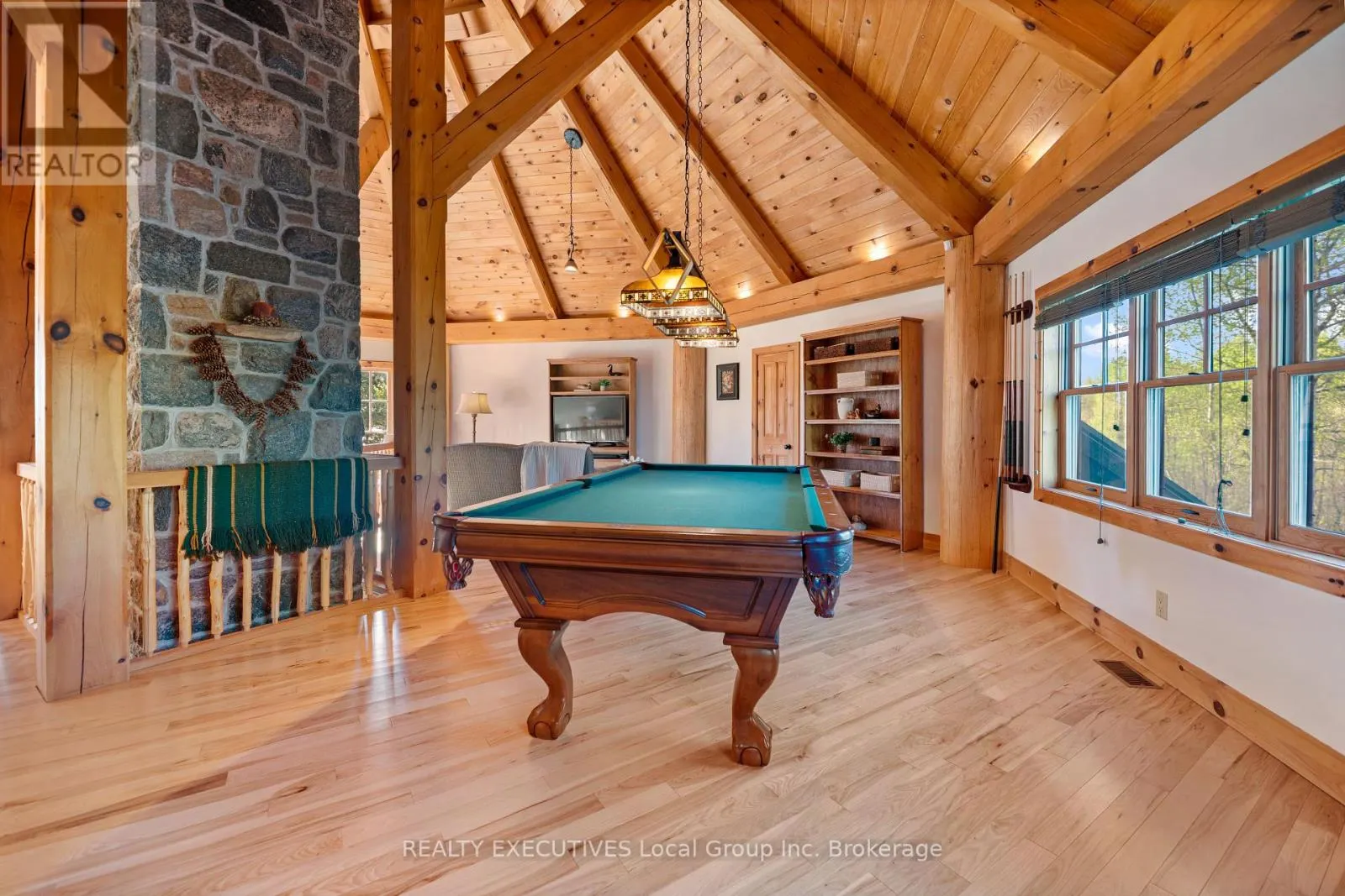 103 HUNTERS BAY ROAD