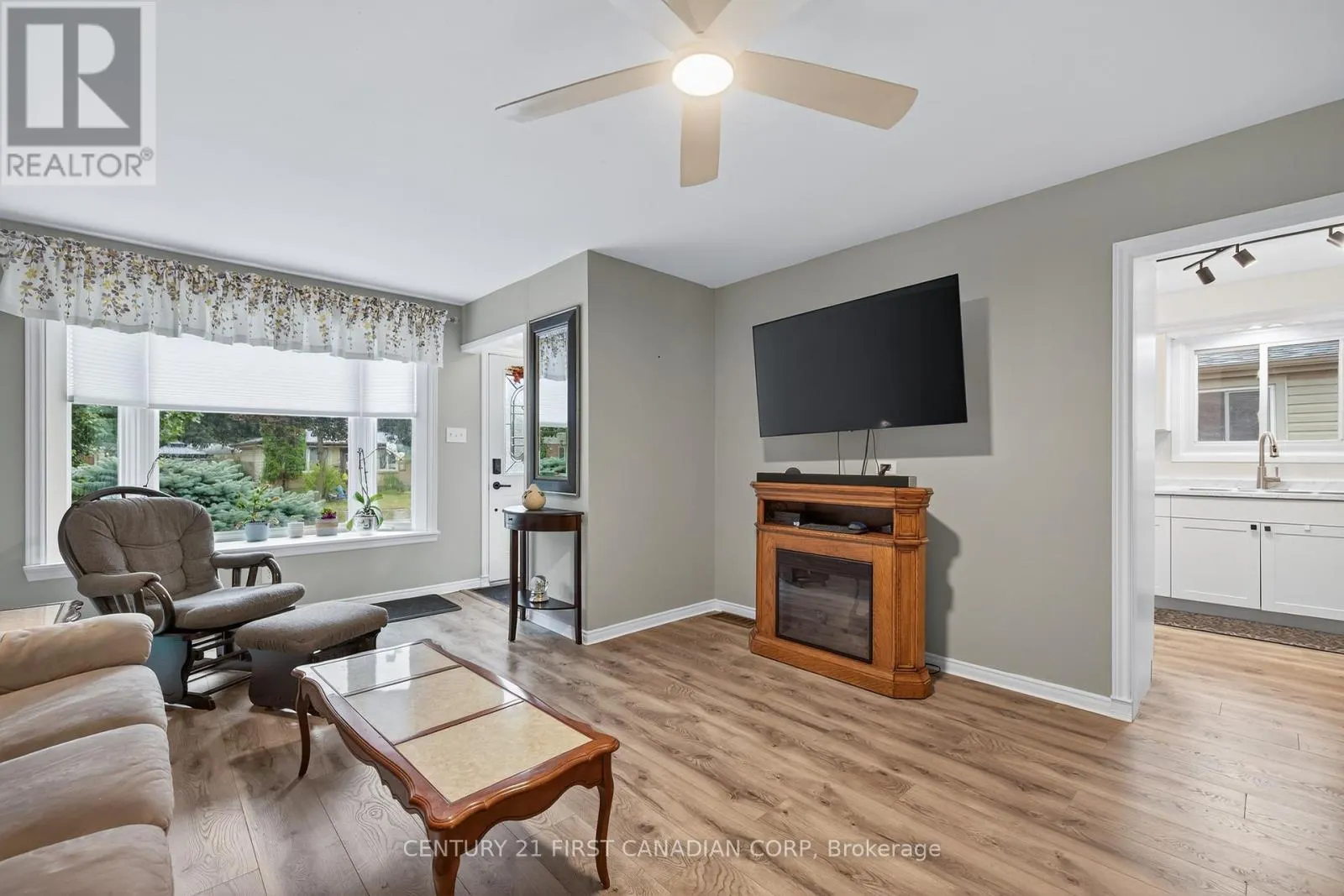 20 ASHBURY AVENUE