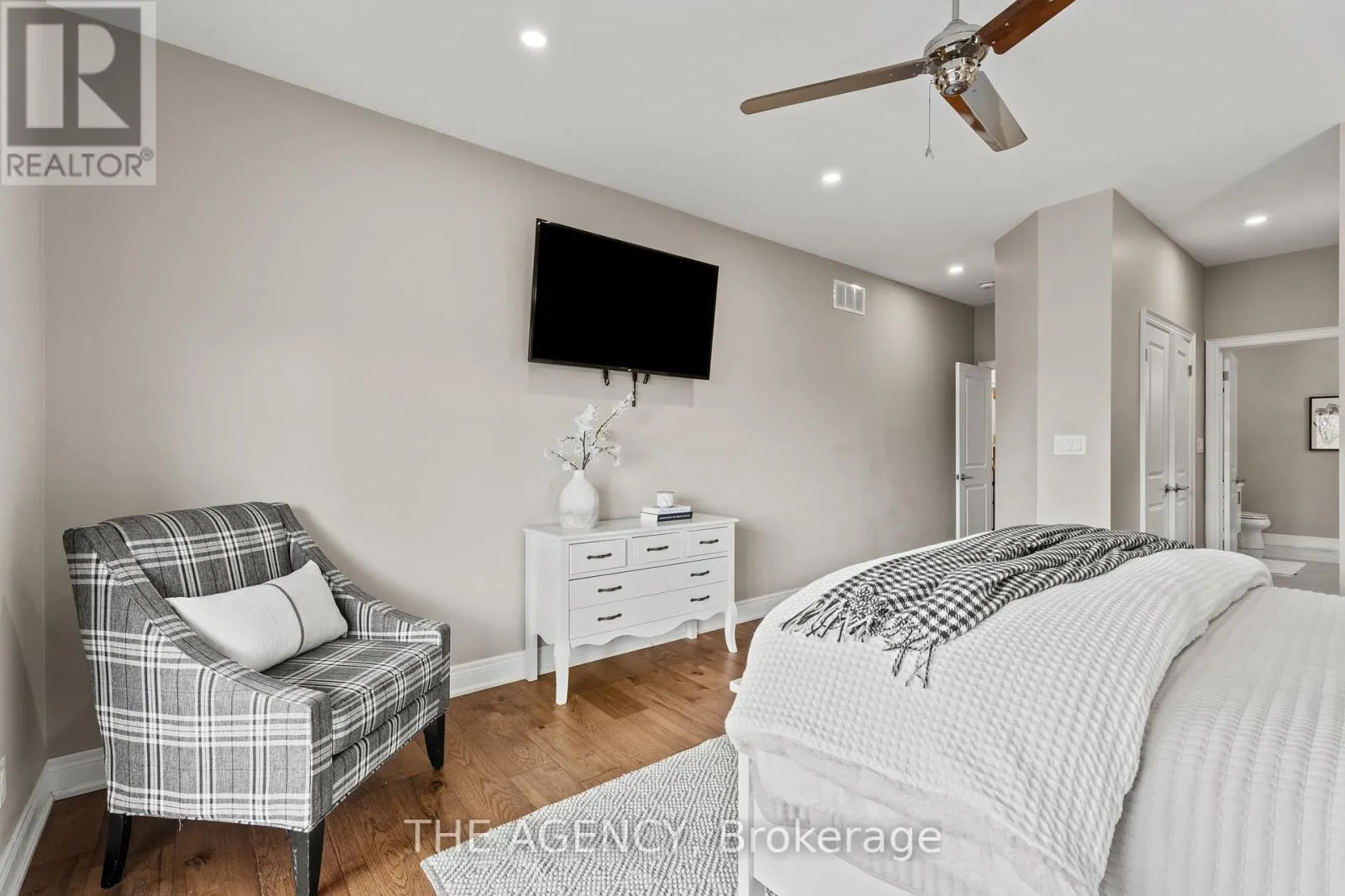 212 VIGER DRIVE