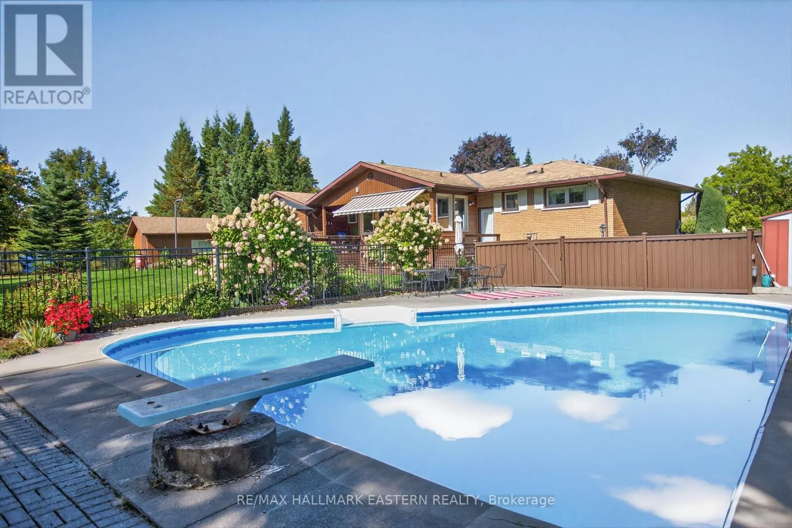 244 PATRICIA CRESCENT
