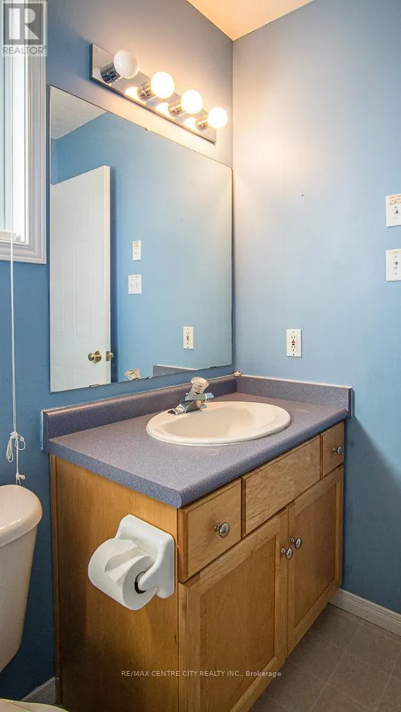 371 RIDGEVIEW COURT