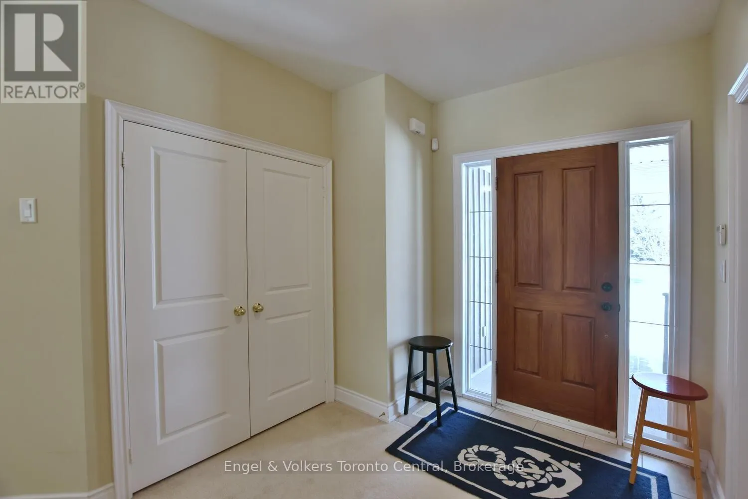 47 MEADOWBROOK LANE